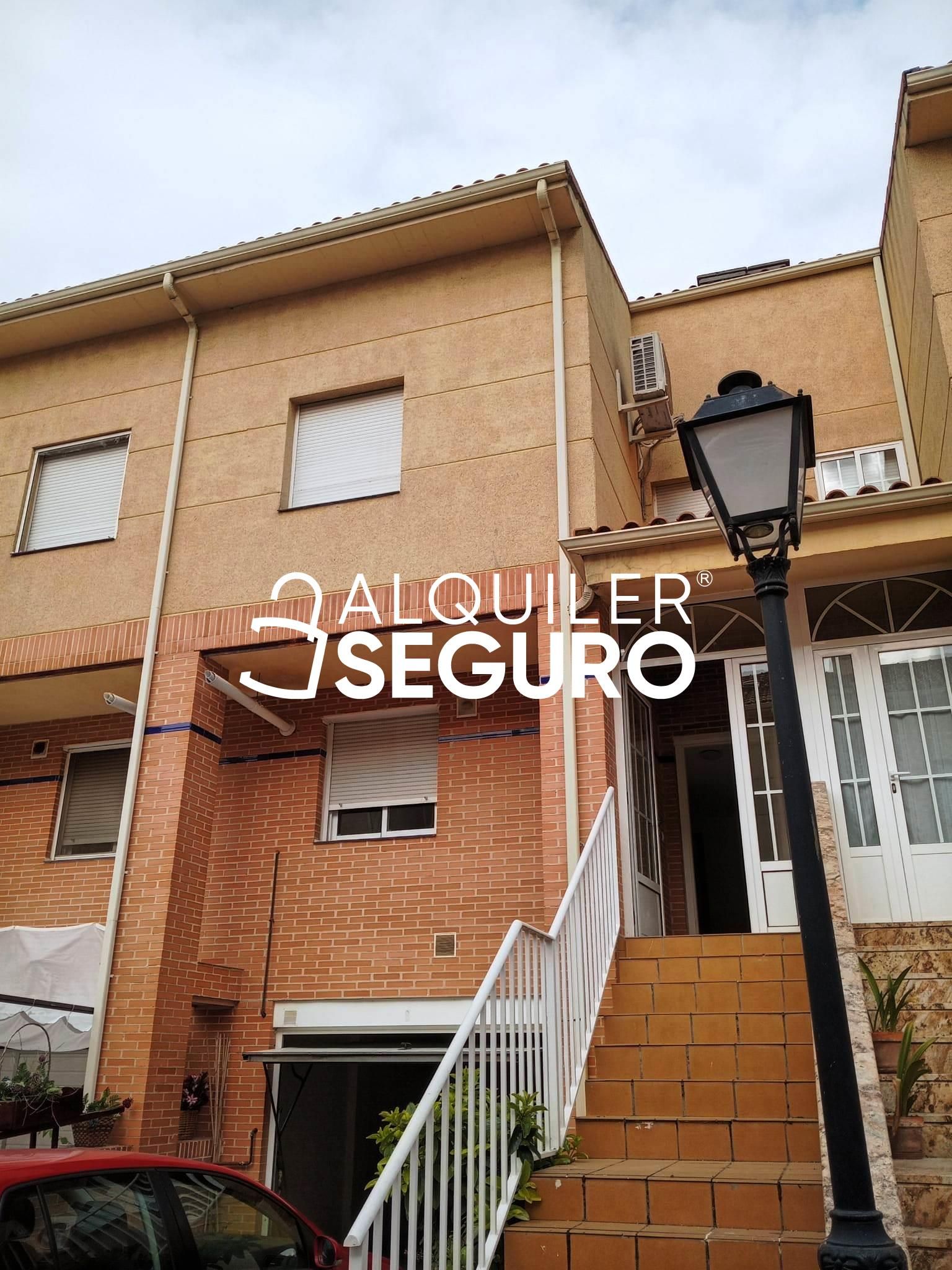 Exterior view of House or chalet to rent in Zaratán  with Air Conditioner, Heating and Terrace