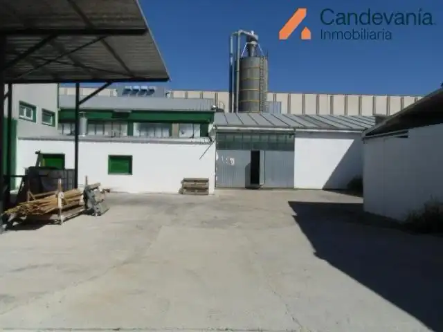 Industriegebäude zum Verkauf in Zuera, imagen 8