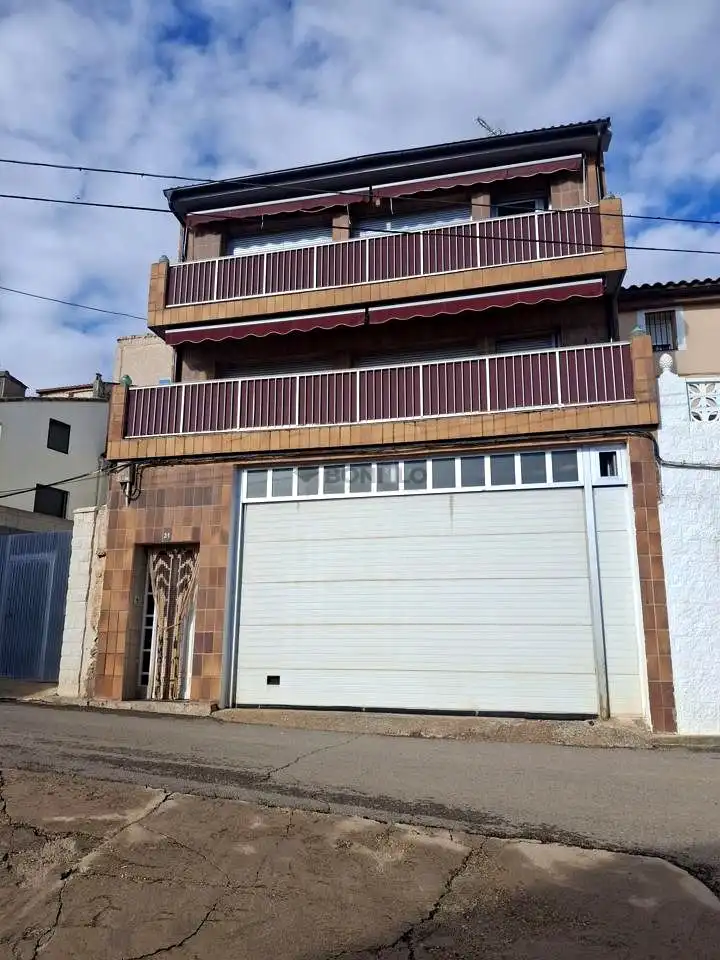 Flat for rent in San Antonio, Alfambra