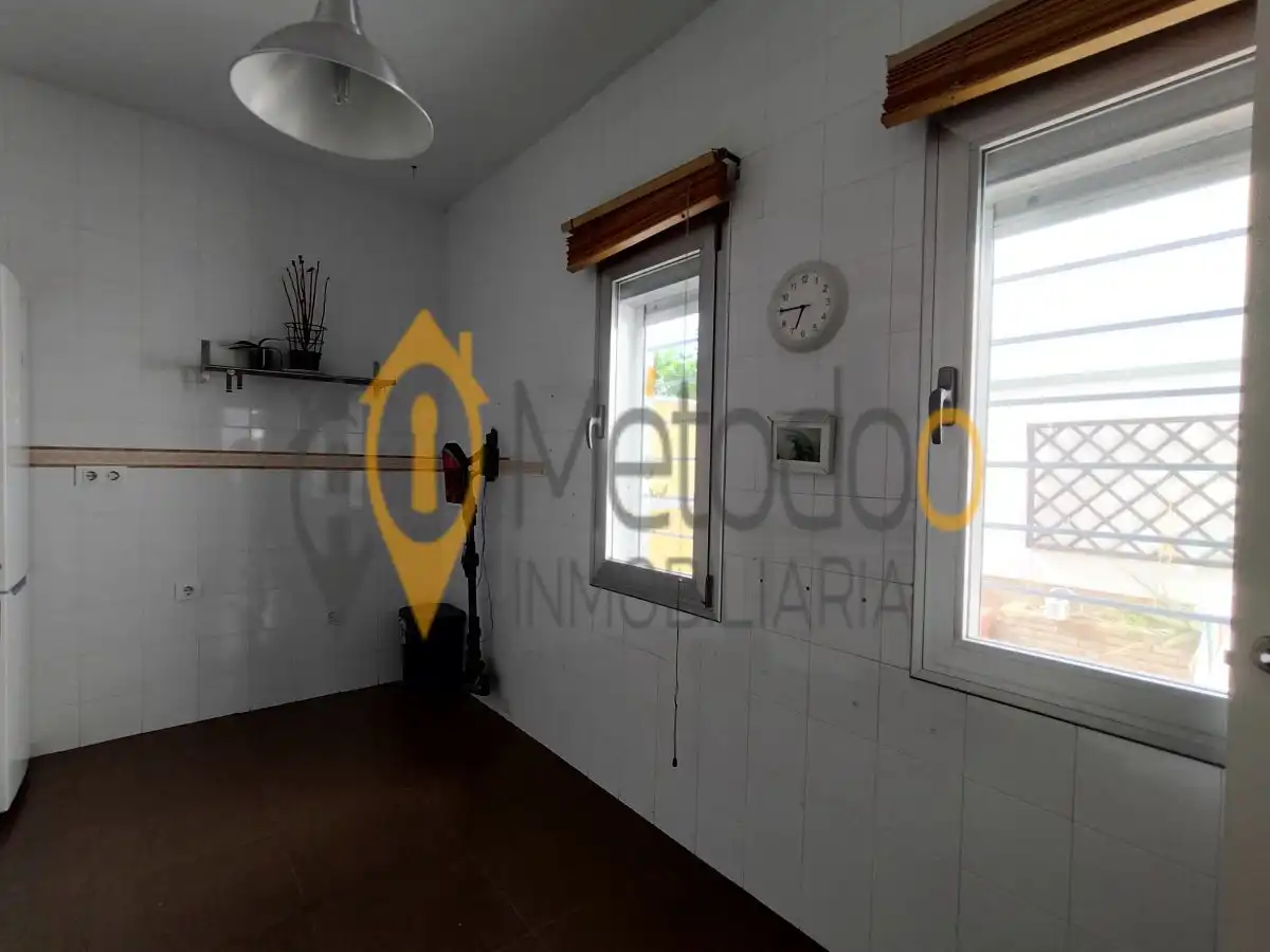 Cocina de Casa adosada en venta en La Rinconada con Terraza y Trastero