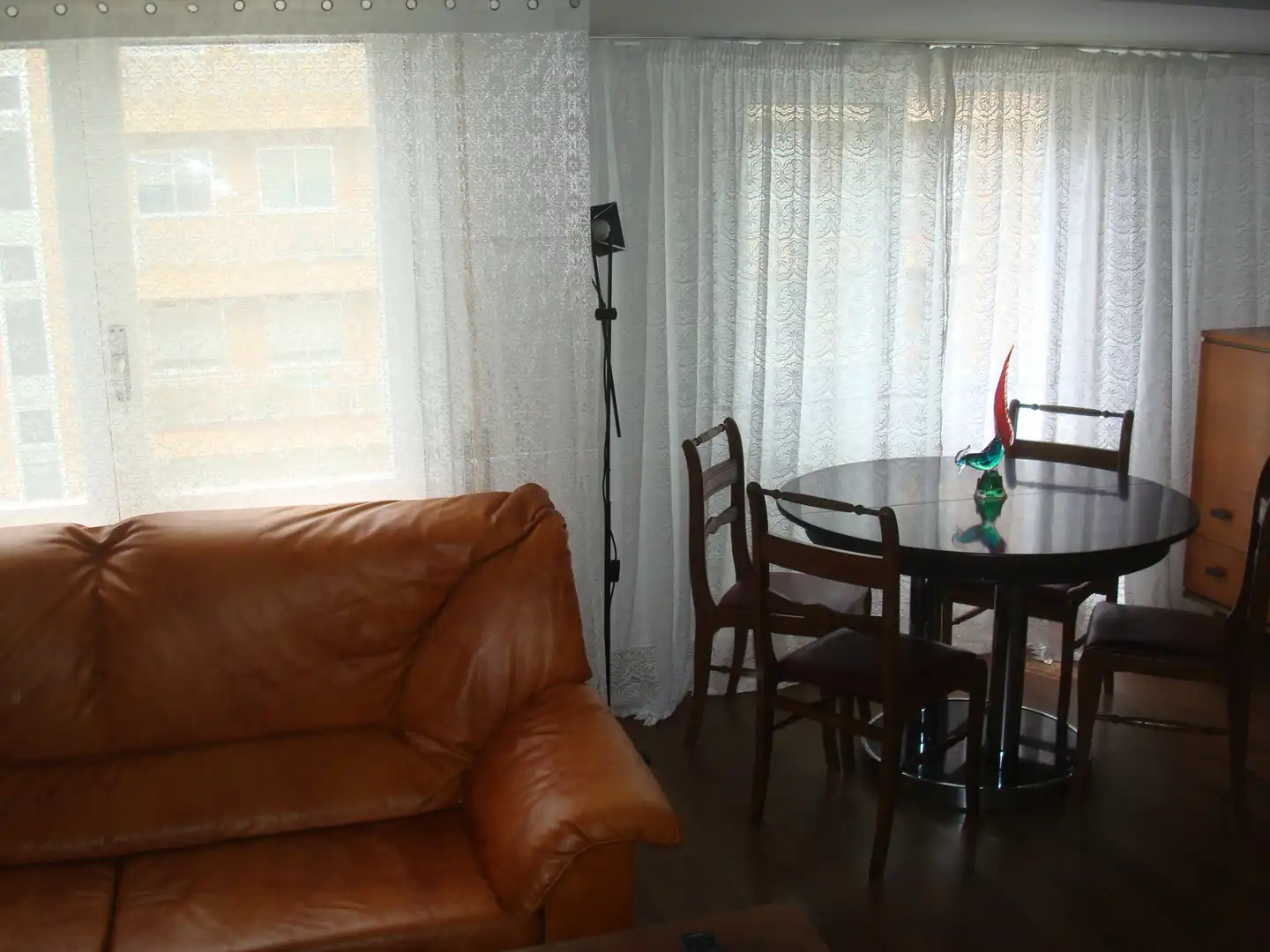 Living room of Flat for rent in Zaragoza  with Heating, Parquet flooring and Furnished