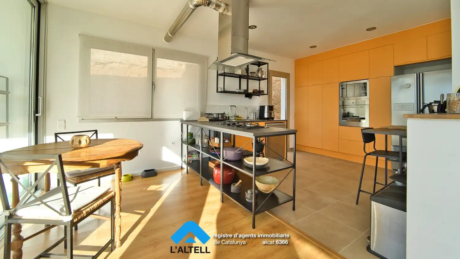 Cocina de Casa o chalet en venta en L'Ametlla del Vallès con Aire acondicionado, Calefacción y Jardín privado