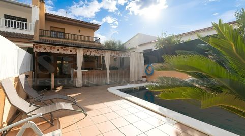 Foto 2 de Casa adosada en venta en Romania, 31, Segur de Calafell, Calafell