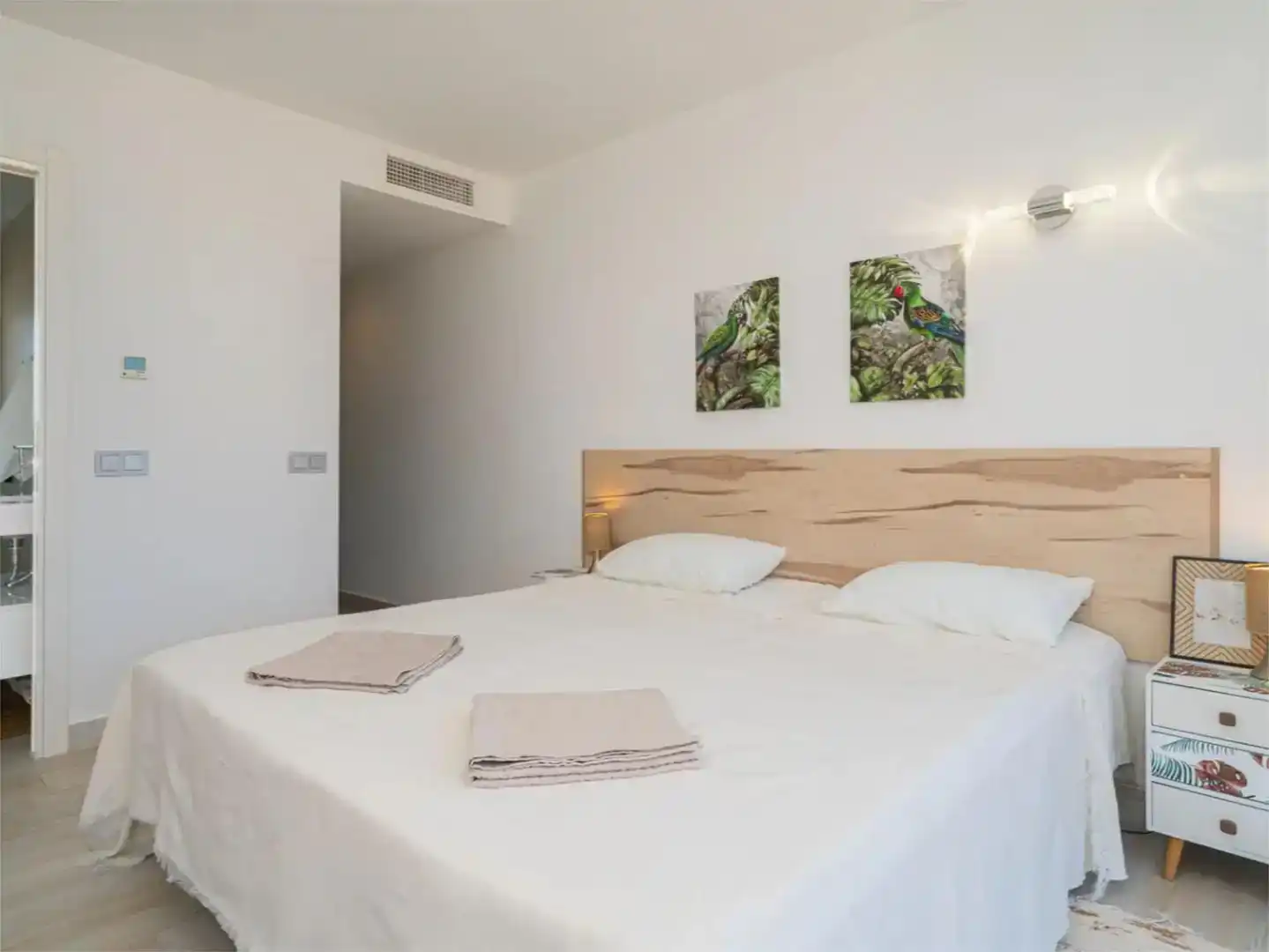 Dormitori de Casa o xalet en venda en Finestrat amb Aire condicionat, Piscina i Balcó