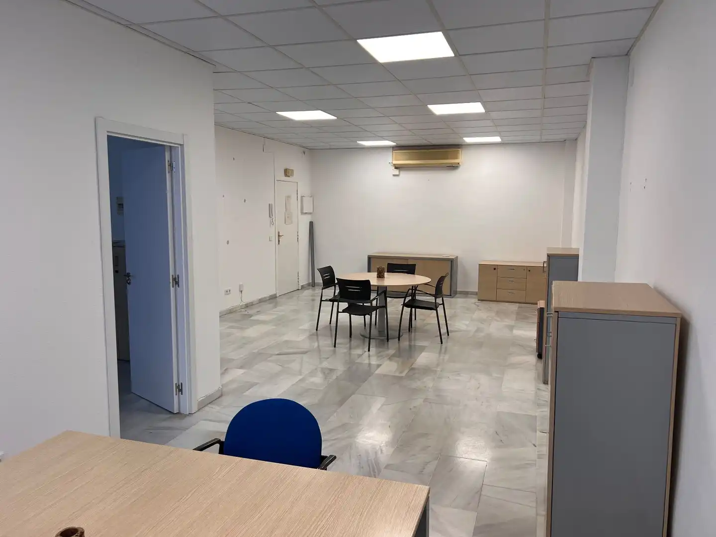 Ufficio con ascensore in affitto a Artesanía 28, imagen 17