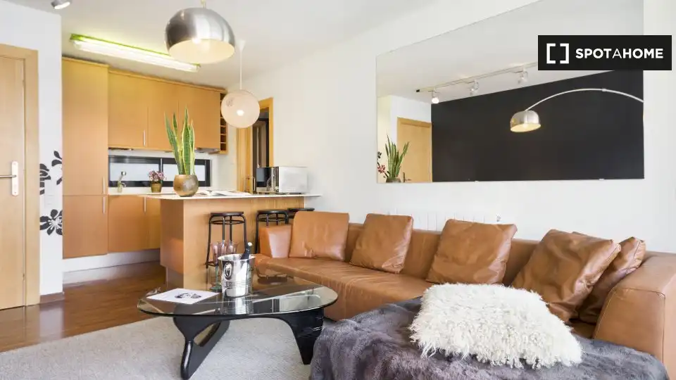 Appartamento con terrazza in affitto a Sarrià - Sant Gervasi, imagen 6
