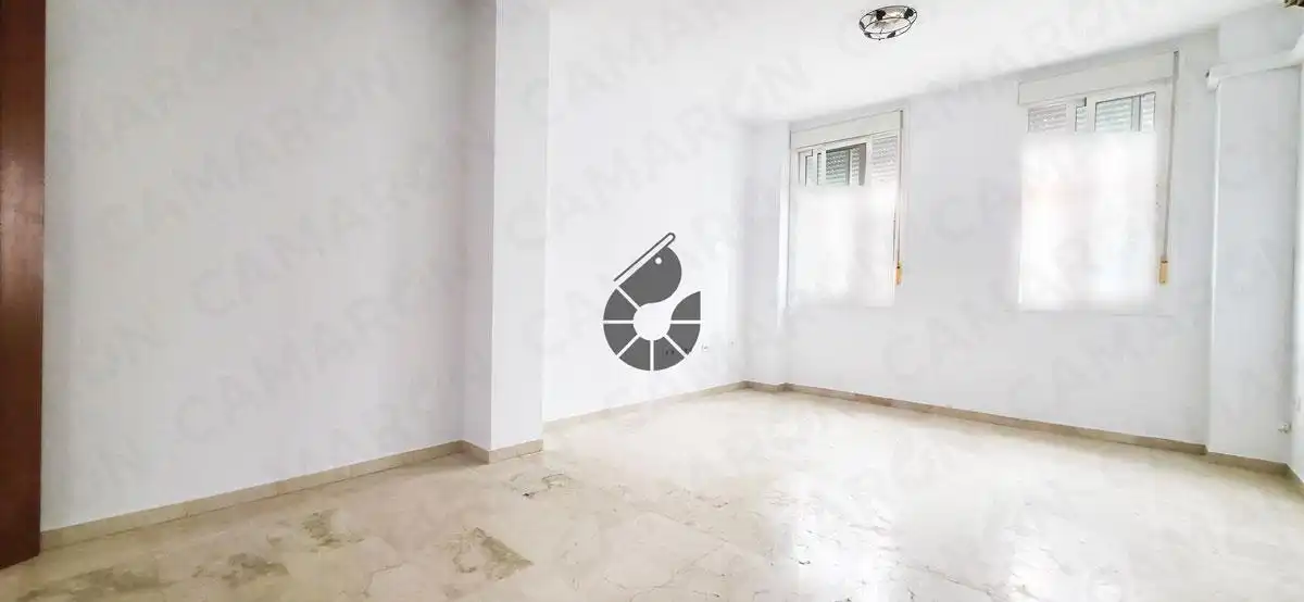 Sala d'estar de Planta baixa en venda en Coria del Río