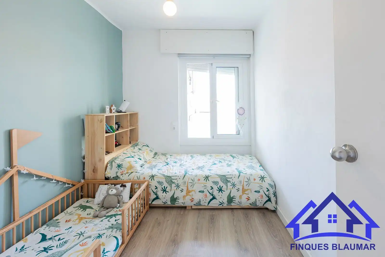 Bedroom of Flat for sale in Arenys de Mar  with Air Conditioner, Heating and Terrace