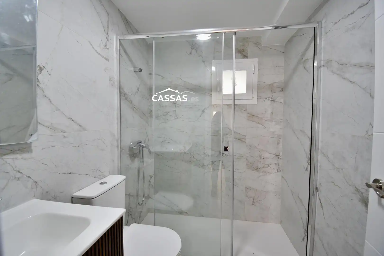 Baño de Piso en venta en Torrejón de Ardoz con Calefacción y Terraza