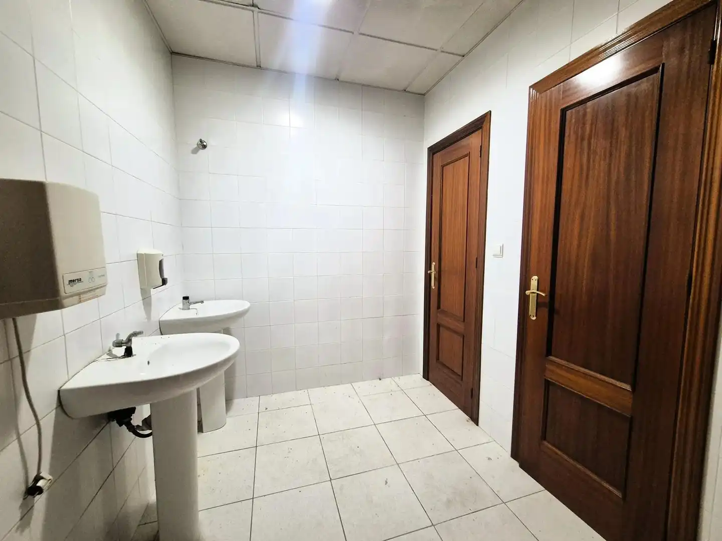 Local comercial de lloguer a Loja, imagen 11