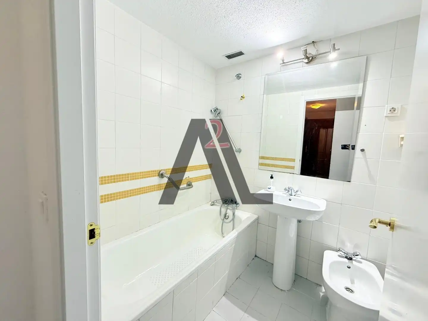 Flat with lift for sale in Calle PURCHENA, imagen 7