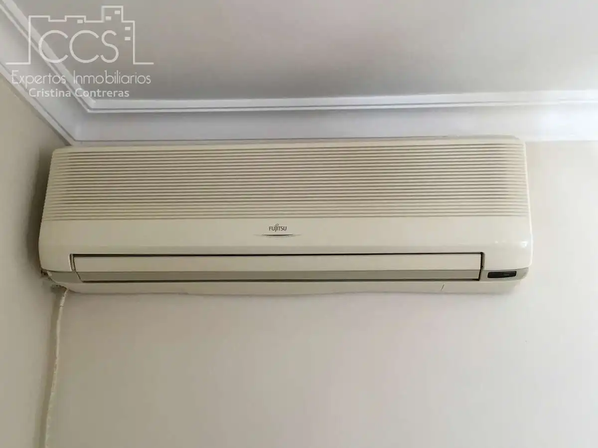Terrassa de Casa o xalet en venda en Sevilla amb Aire condicionat, Traster i Piscina