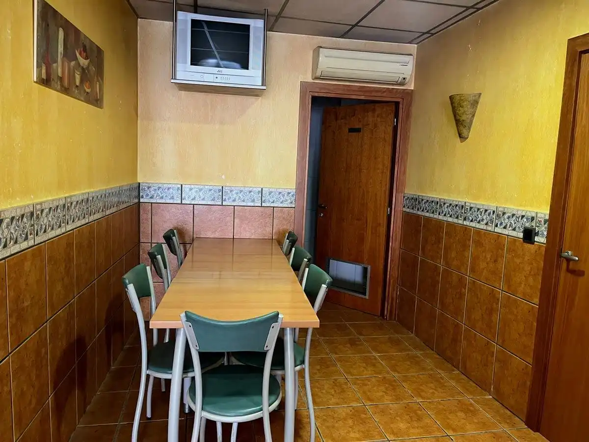 Local en venta en Santa Margarida de Montbui con Aire acondicionado y Amueblado