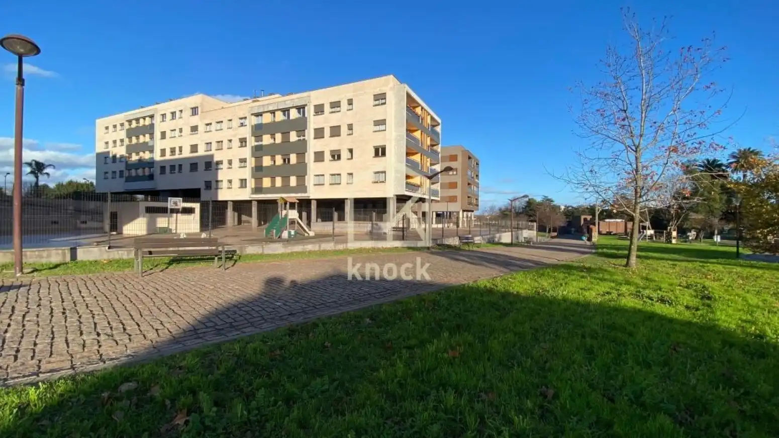 Flat for rent in Gijón - Calle Concejo de Villayón, Jove