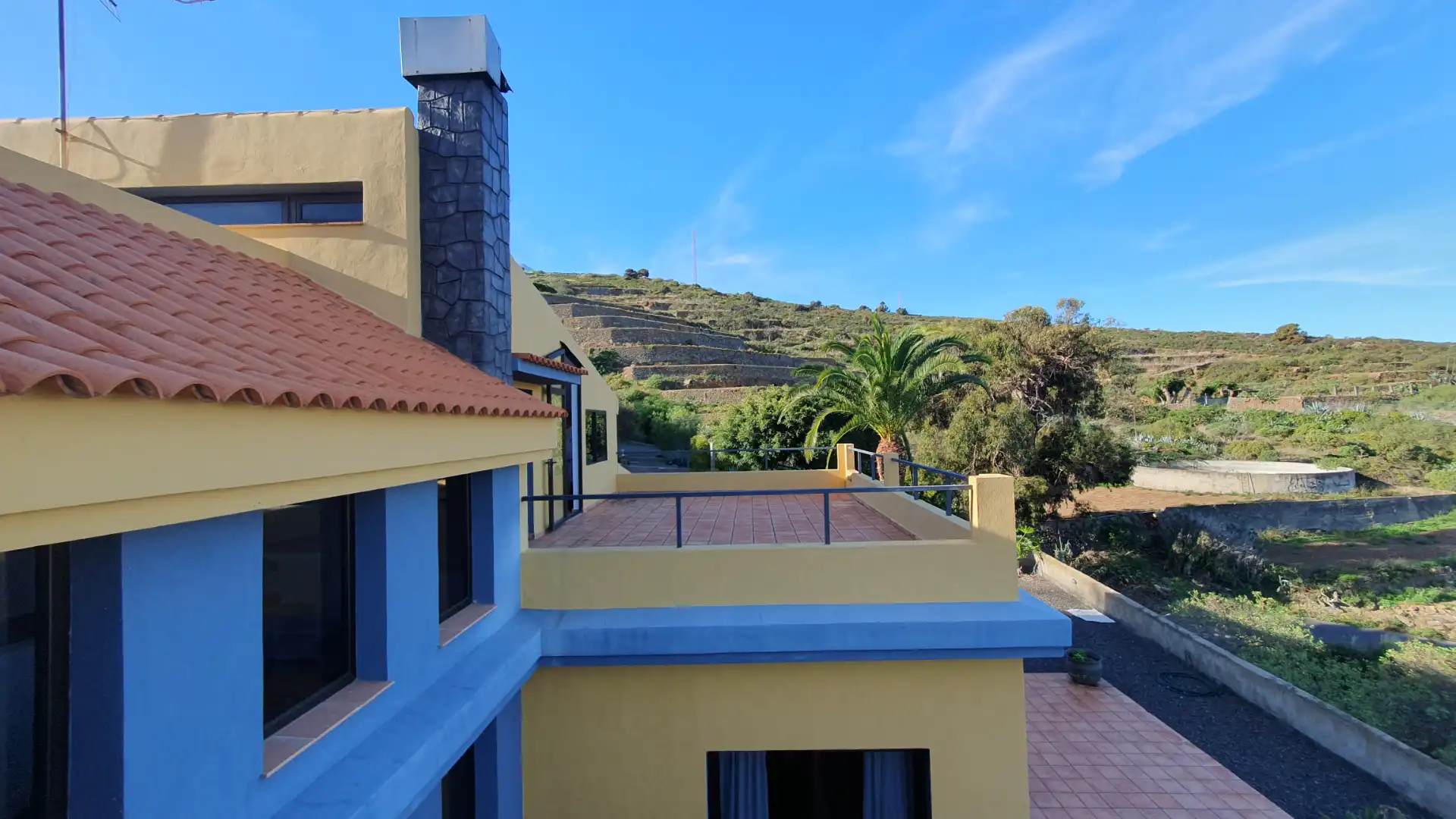 Vista exterior de Casa o xalet en venda en San Juan de la Rambla amb Jardí privat i Terrassa