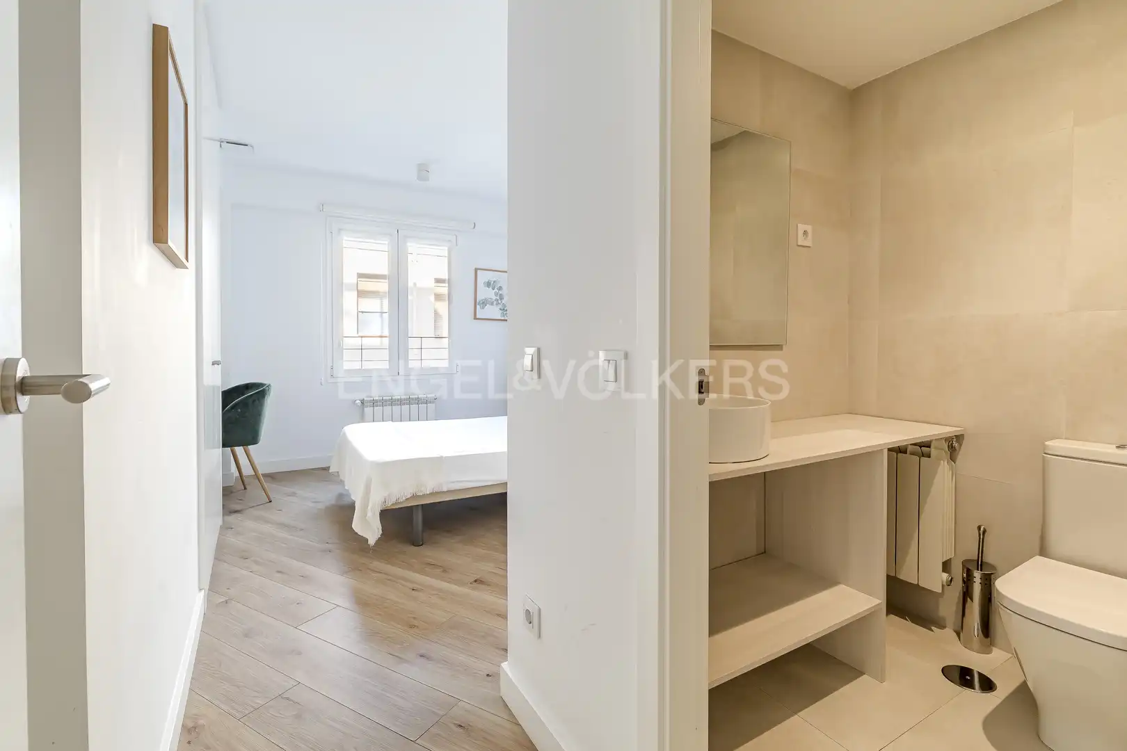 Dormitori de Planta baixa de lloguer en Madrid amb Aire condicionat, Calefacció i Moblat