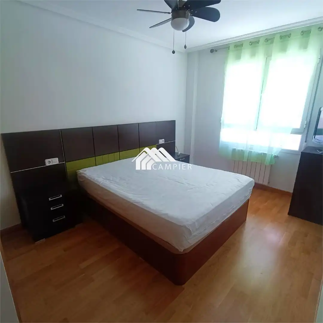Habitación de Piso en venta en Albacete con Calefacción, Trastero y Amueblado