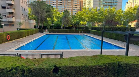 PISAZO EN SECTOR ROMAREDA, PISCINA, IDEAL FAMILIAS, GARAJE INCLUIDO.