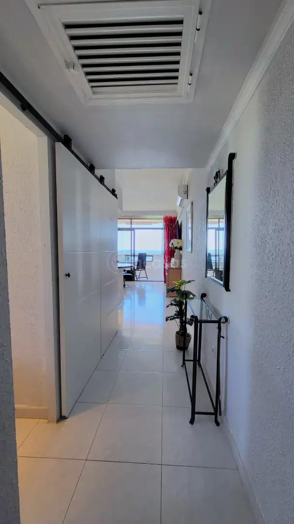 Apartment with lift for sale in Paseo Marítimo Rey de España 37, imagen 4