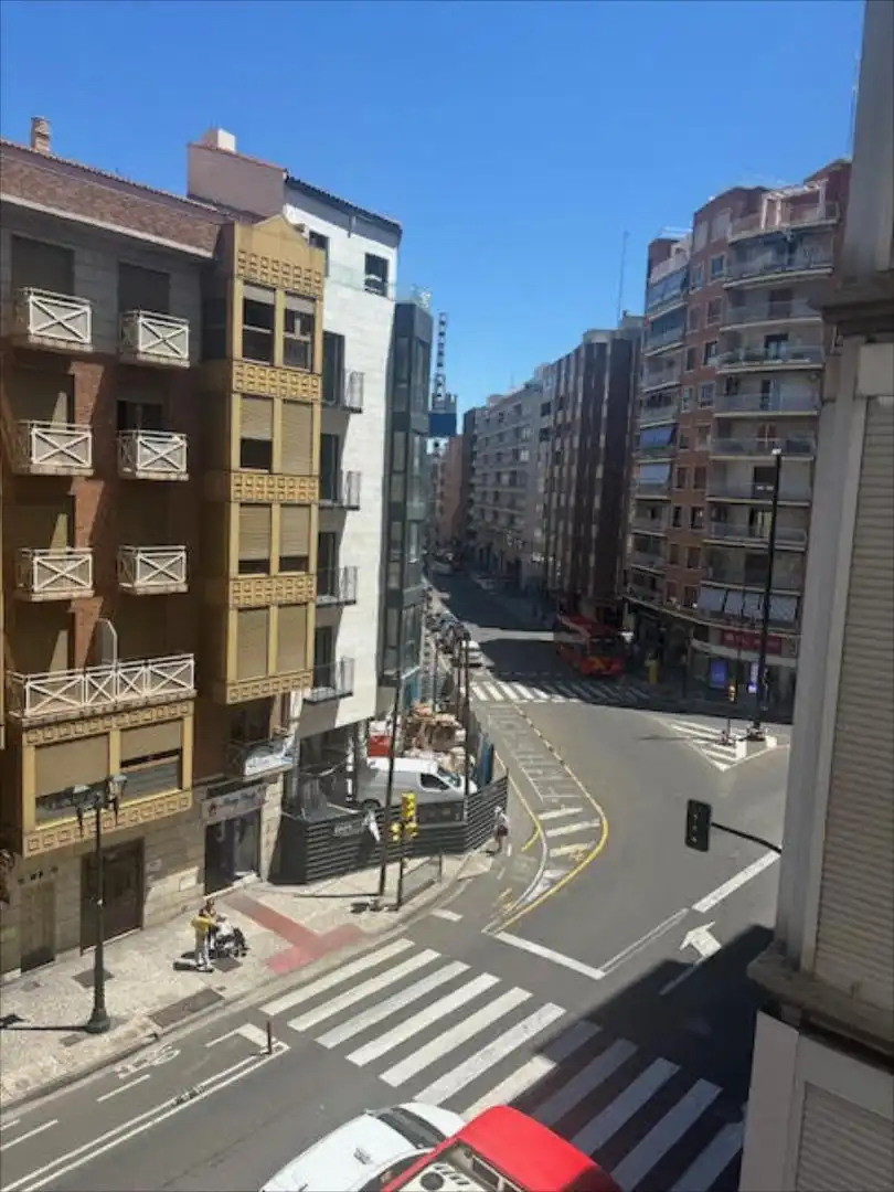 Vista exterior de Pis en venda en Zaragoza amb Terrassa i Moblat