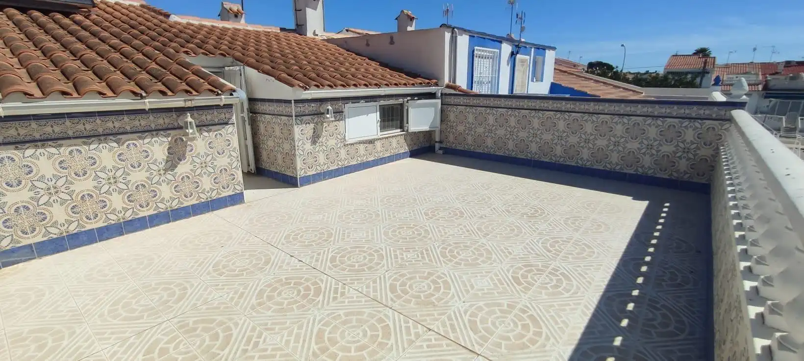 Dúplex amb jardí en venda a Zona Carrefour - Urbanizaciones, imagen 5