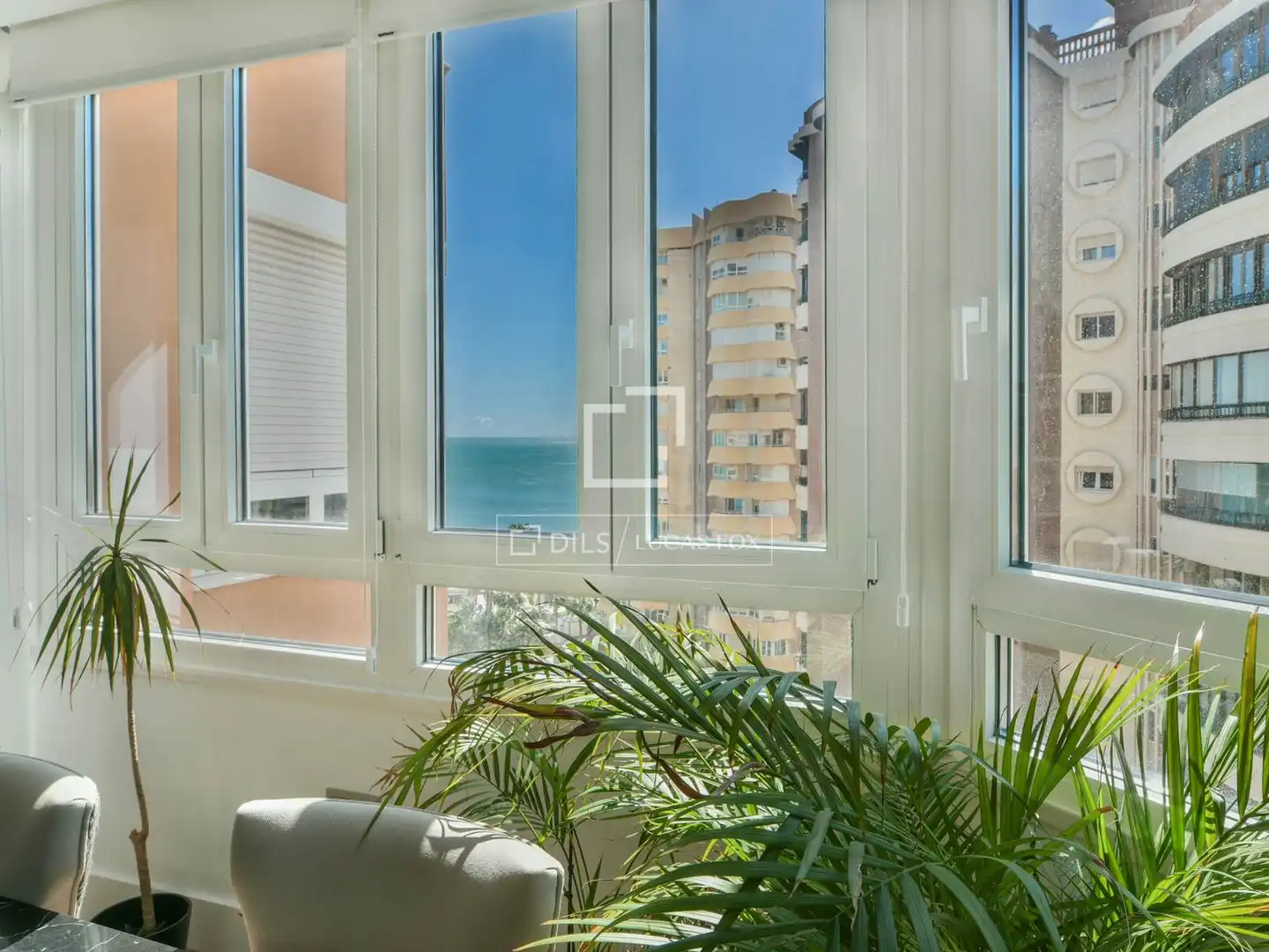 Dormitori de Pis en venda en Málaga amb Aire condicionat, Terrassa i Moblat