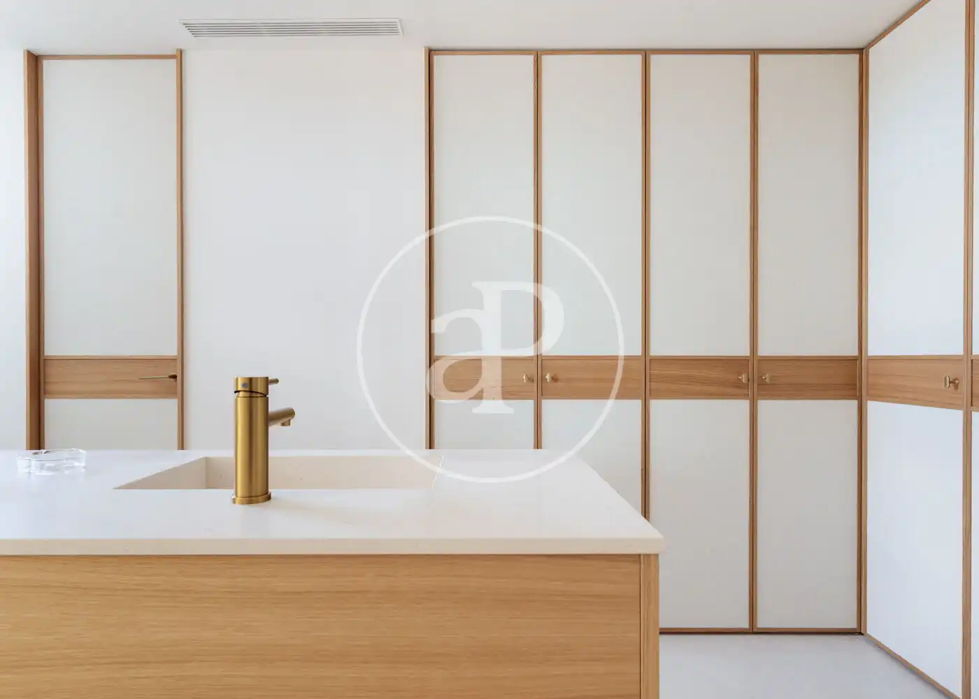 Baño de Piso en venta en Madrid con Aire acondicionado, Calefacción y Terraza