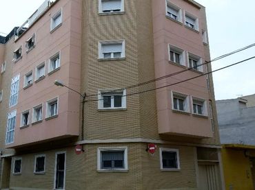 Aparcament amb ascensor en venda a Vicente Blasco Ibañez