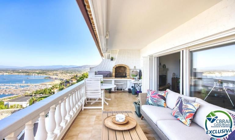 Terrace of Apartment for sale in Roses  with Air Conditioner, Heating and Terrace