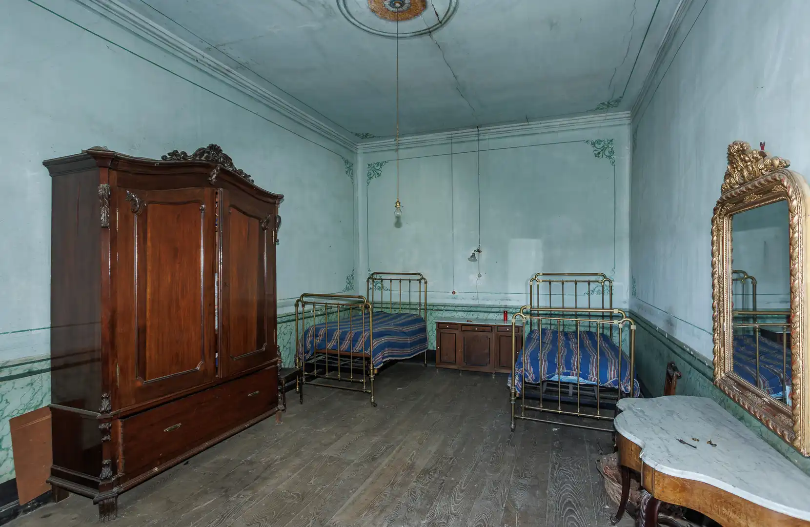 Bedroom of Country homes for sale in Bóveda  with Furnished