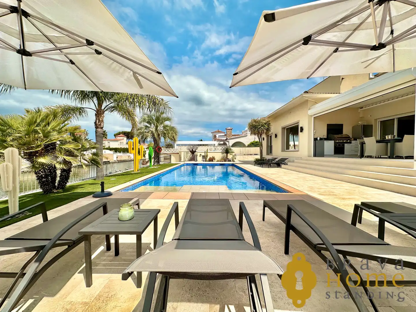 Terrace of Houses for sale in Empuriabrava  with Air Conditioner, Heating and Private garden