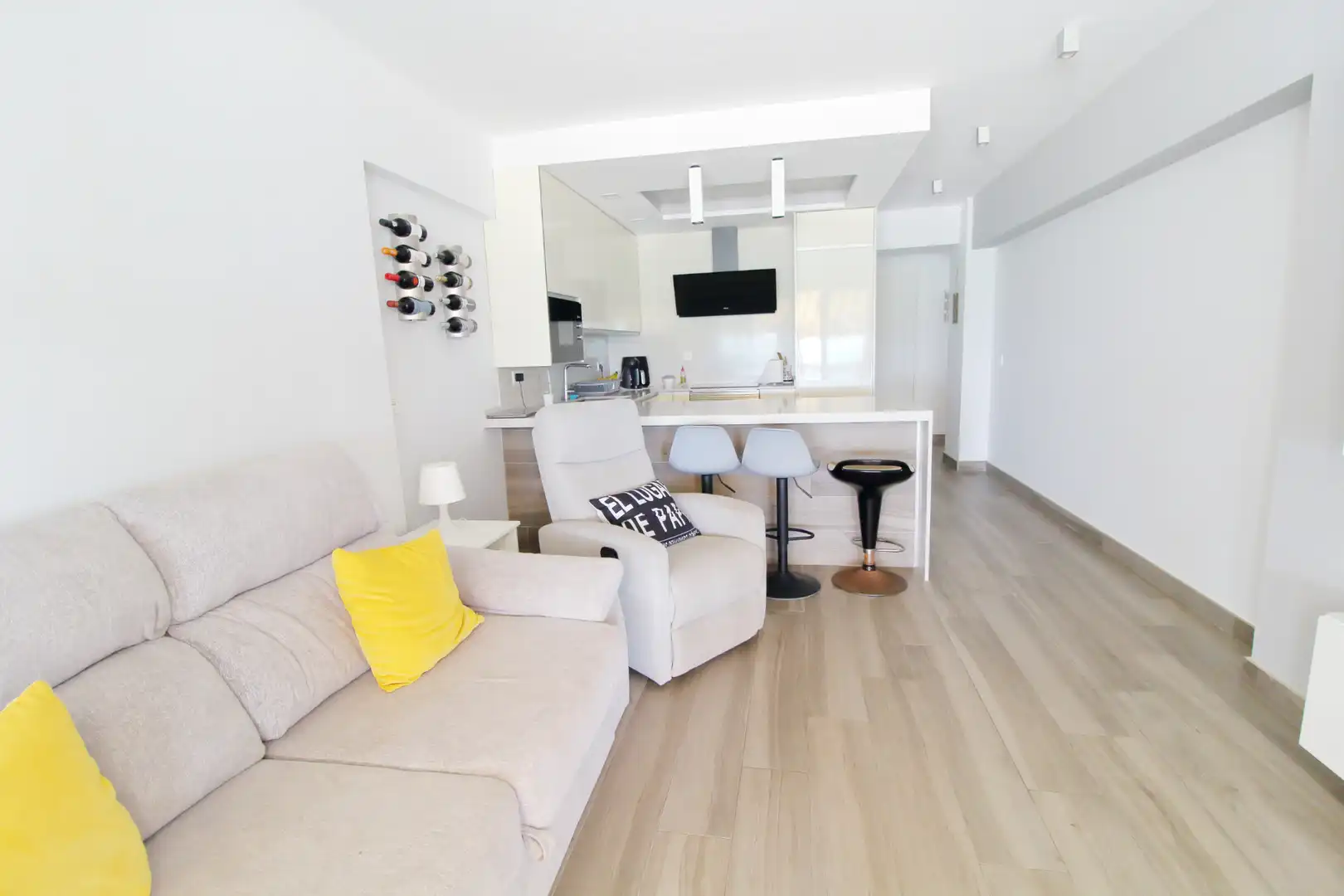 Sala d'estar de Pis en venda en Valencia amb Aire condicionat i Terrassa