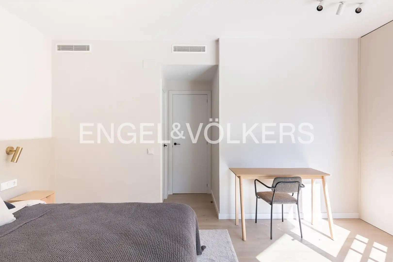 Habitación de Piso en venta en Barcelona con Aire acondicionado, Calefacción y Parquet