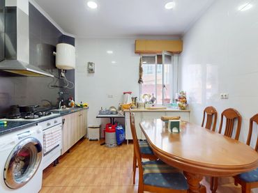Rez-de-chaussée à vendre à Ibaiondo