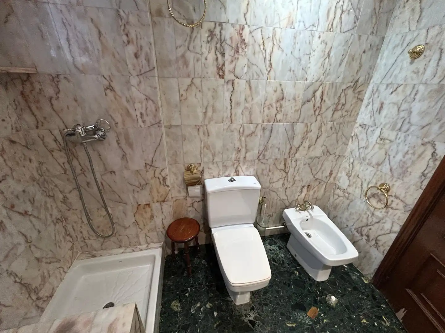 Bathroom of Flat for sale in Valencia  with Air Conditioner, Terrace and Balcony