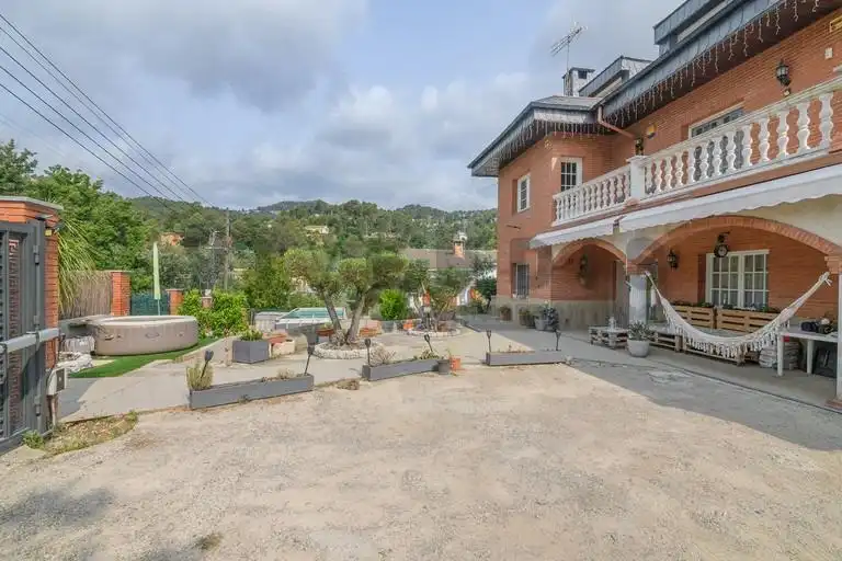 Casa amb terrassa en venda a Corbera de Llobregat, imagen 77