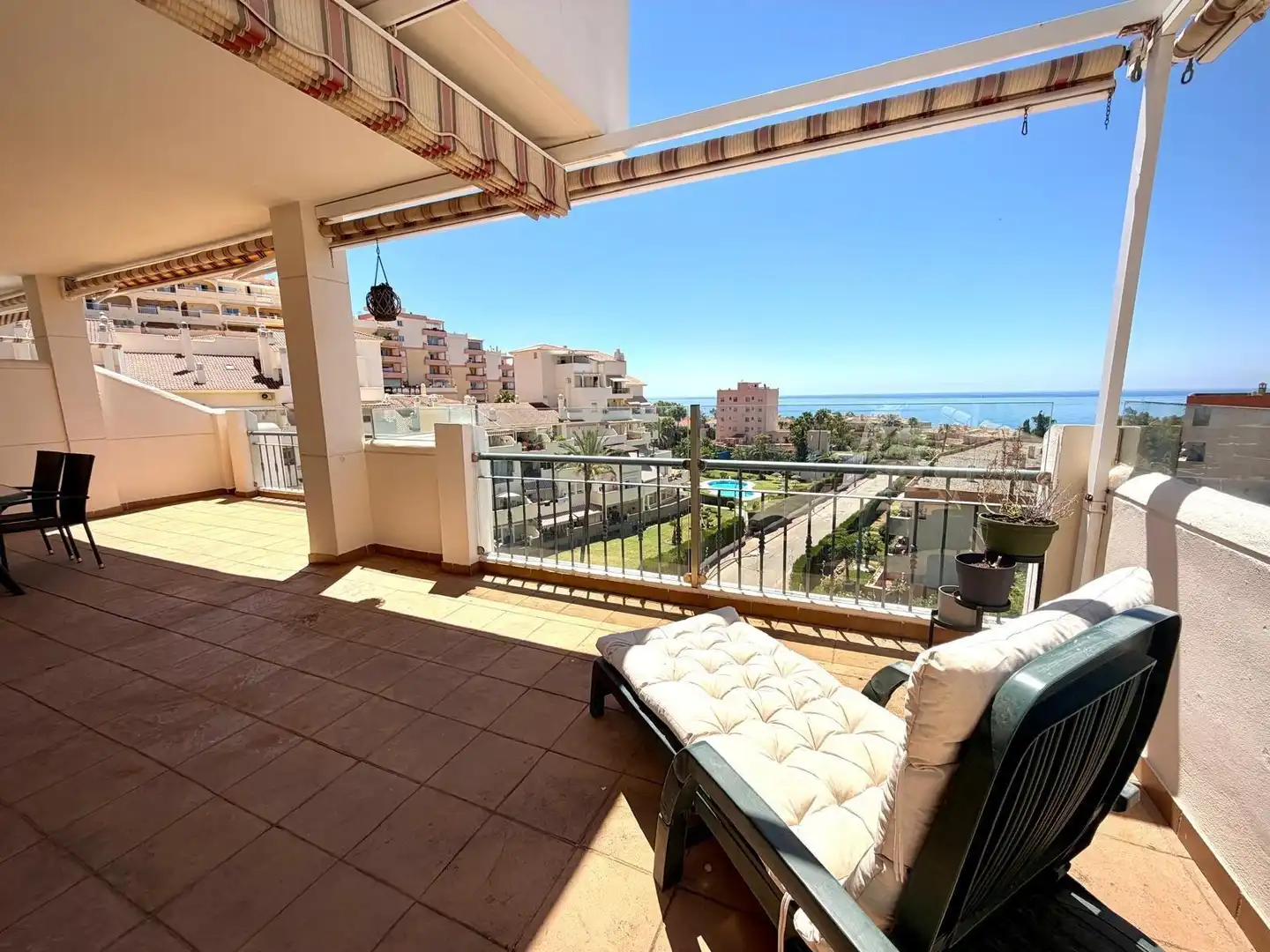 Terraza de Piso en venta en Benalmádena con Aire acondicionado, Jardín privado y Terraza