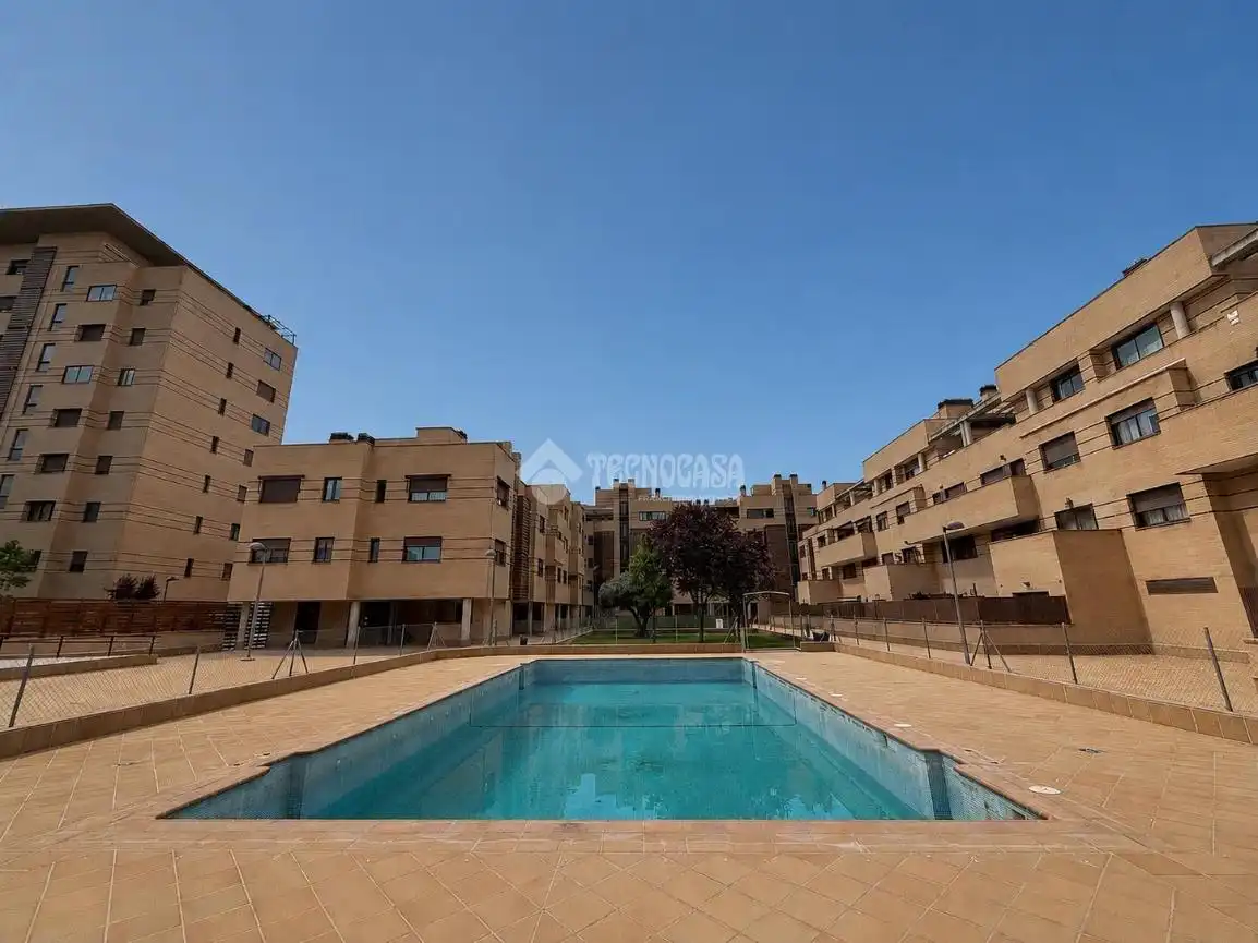 Appartamento con terrazza in vendita a Yebes - Valdeluz