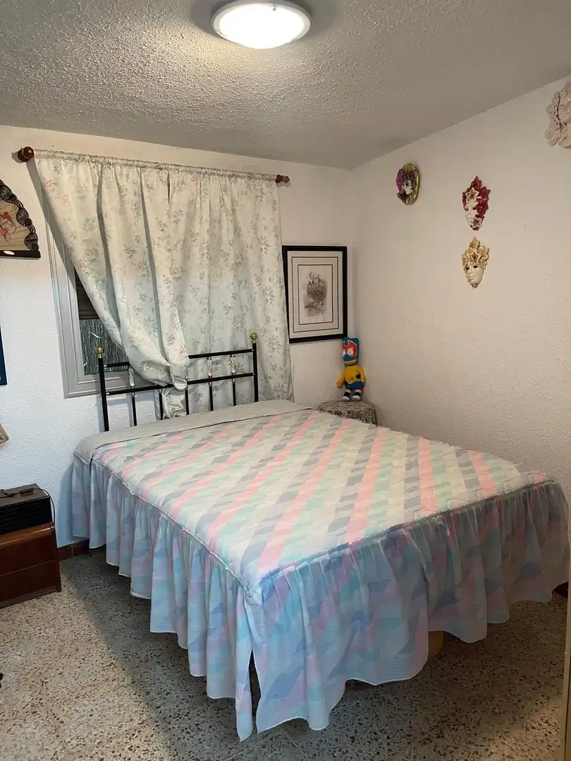 Habitación de Casa o chalet en venta en Esparreguera con Calefacción, Jardín privado y Trastero