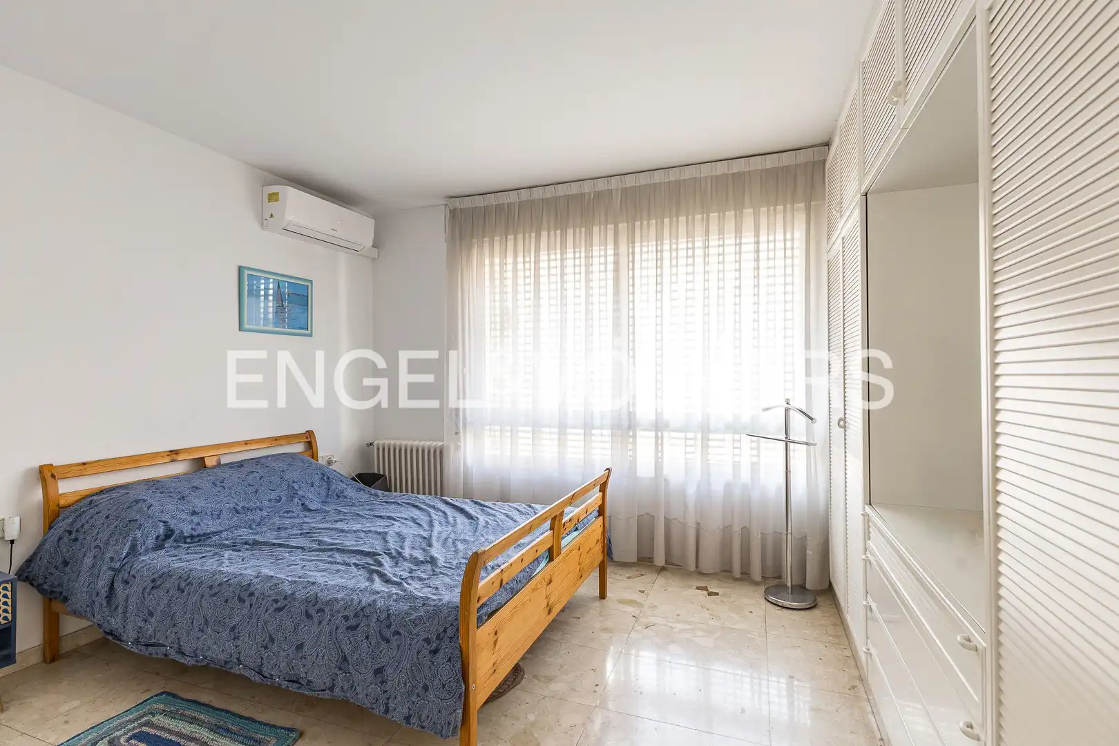 Dormitori de Casa o xalet en venda en Sant Feliu de Llobregat amb Aire condicionat, Calefacció i Terrassa