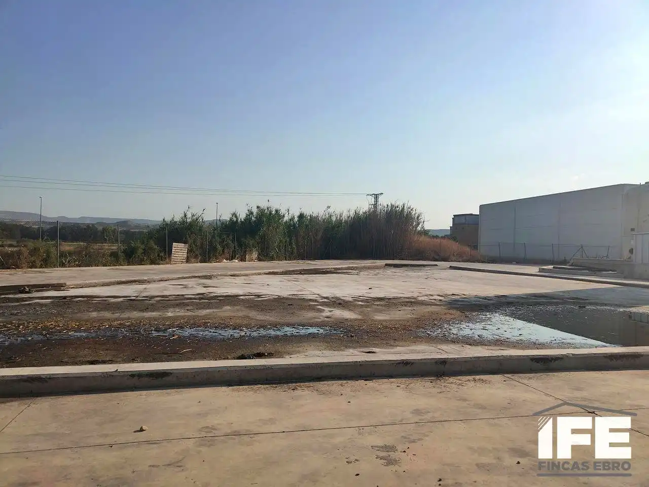 Nau industrial de lloguer en Alagón