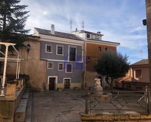 Vista exterior de Pis en venda en Cuenca Capital amb Terrassa