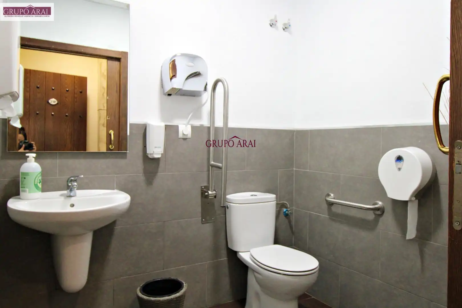 Baño de Local de alquiler en San Vicente del Raspeig / Sant Vicent del Raspeig con Aire acondicionado y Terraza