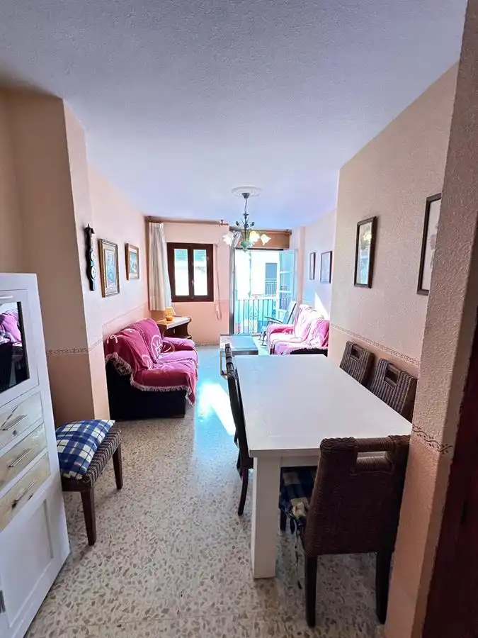 Wohnzimmer von Wohnung zum Verkauf in Almuñécar mit Möbliert, Waschmaschine und Mikrowelle
