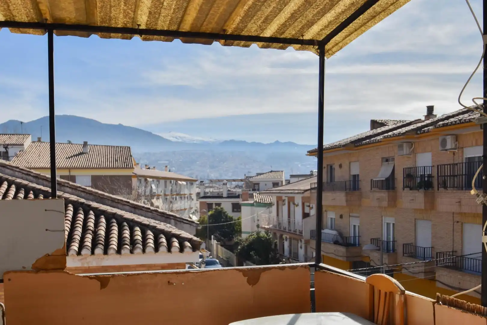 Vista exterior de Edificio en venta en Huétor Vega