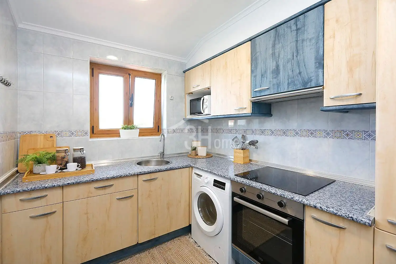 Kitchen of Flat for sale in Irun   with Air Conditioner, Heating and Terrace