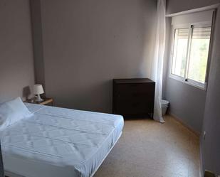 Bedroom of Flat to share in  Valencia Capital  with Air Conditioner and Terrace