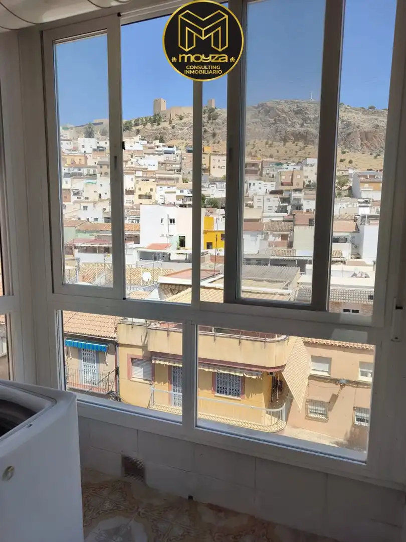 Vista exterior de Piso en venta en Jaén con Aire acondicionado, Calefacción y Balcón