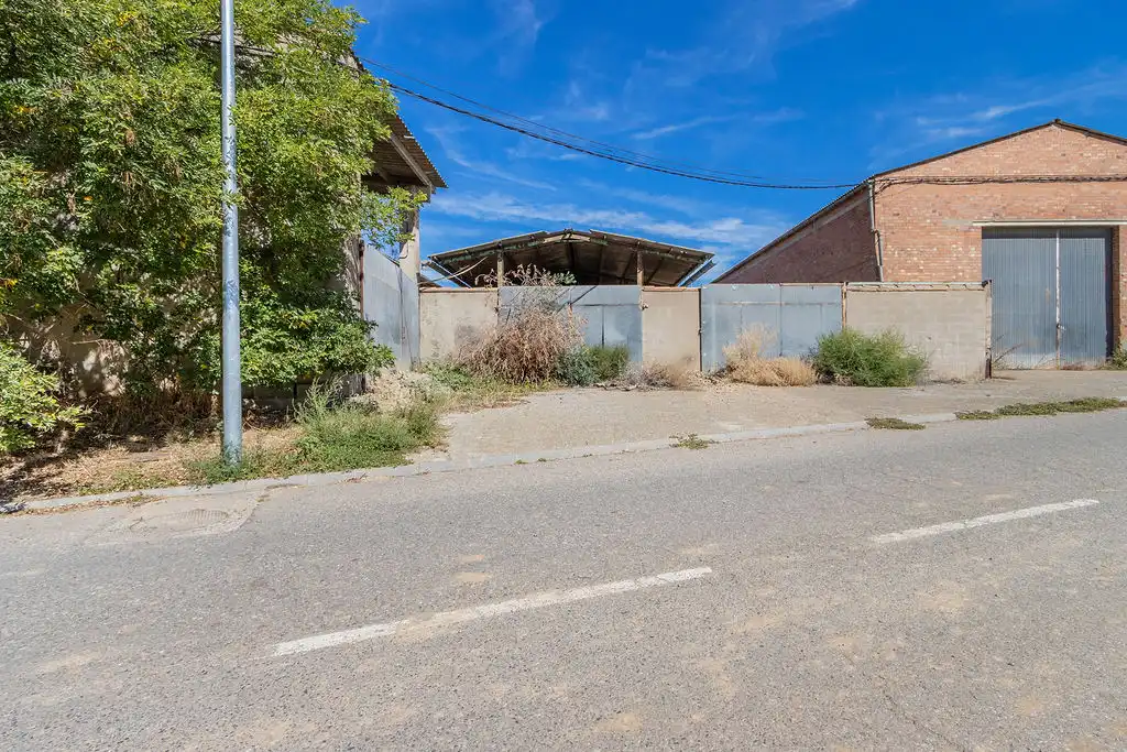 Fabrikhallen zum Verkauf in Pt. Detrás de la Pleta, Torrefarrera