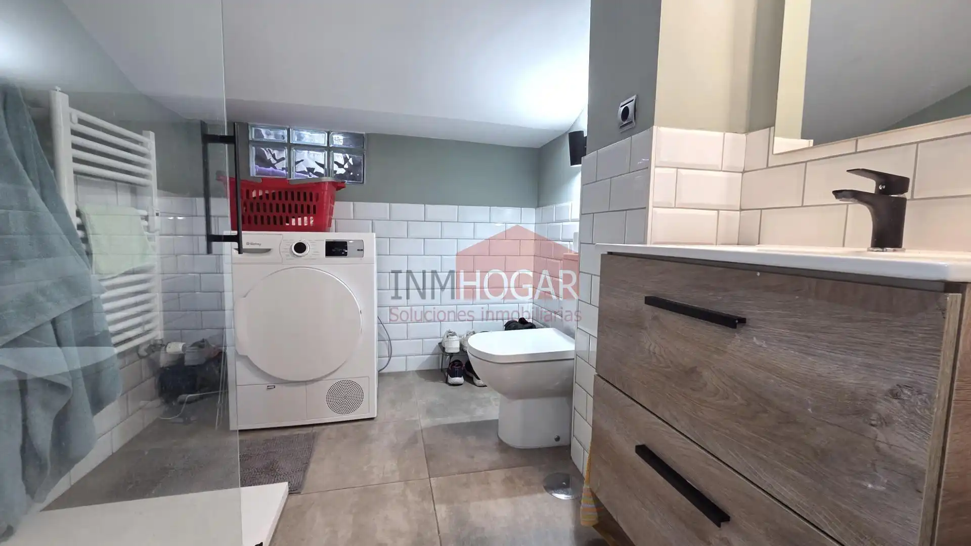 Bathroom of Flat for sale in Ávila  with Air Conditioner, Heating and Terrace